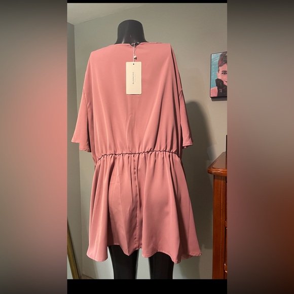 Women’s Plus Size Blouse (22-24 ) - Picture 3 of 7